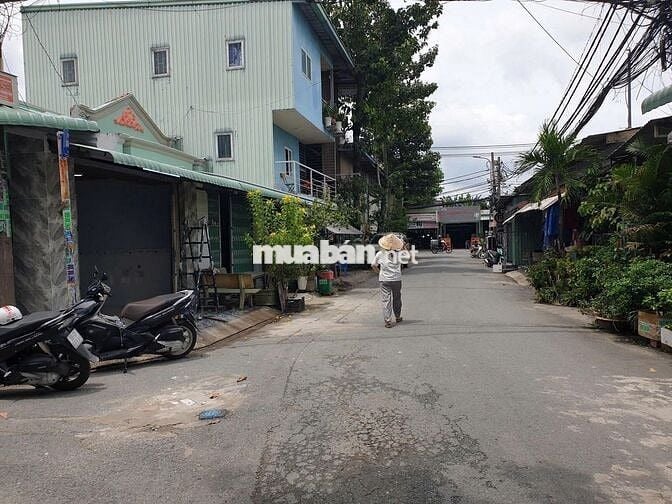 Bán nhà 2 mặt tiền nhựa kinh doanh ngay Phan Văn Hớn, Xuân Thới Thượng