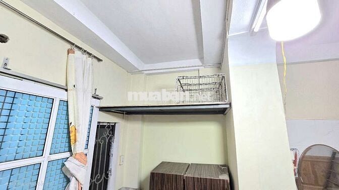 Cho thuê phòng trọ 22m có nóng lạnh, bếp, wc riêng, sân rộng giường tủ
