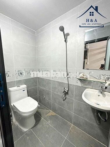 PHÒNG MỚI XÂY CÓ MÁY LẠNH NGUYỄN VĂN LINH