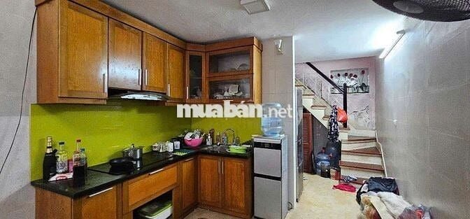 Nhà riêng Đống Đa. Gần oto+ chợ. 29m 4 tầng hơn 5.x tỷ