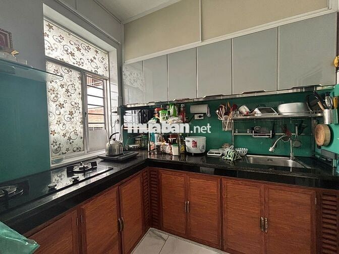 BÁN CĂN HỘ THANG MÁY 2PN TẠI 109 NGUYỄN BIỂU - GIÁ 2,85 TỶ