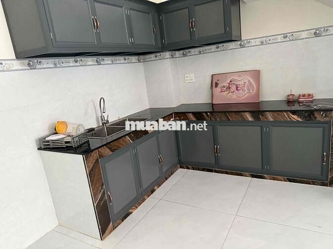 CHO THUÊ PHÒNG TRỌ gần trường huit cả 4 cơ sở