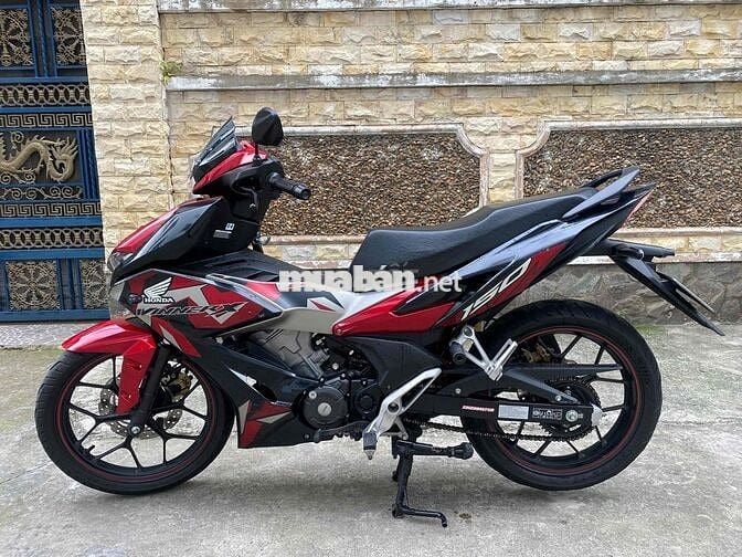 winer x 2021 abs 8 ngàn km 9 chủ kí