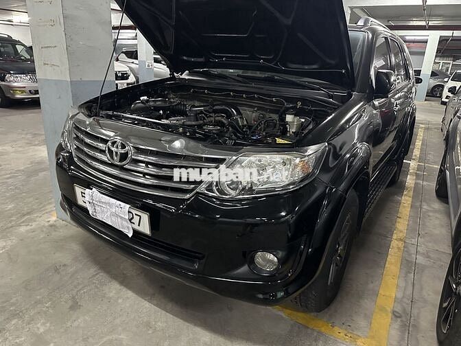 Toyota Fortuner 2013 2.7V 4x2 AT - 175000 km