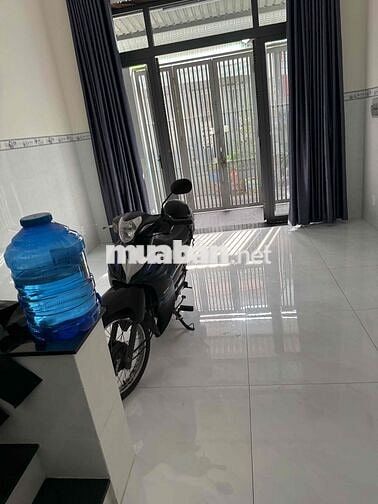 CHO THUÊ PHÒNG TRỌ gần trường huit cả 4 cơ sở