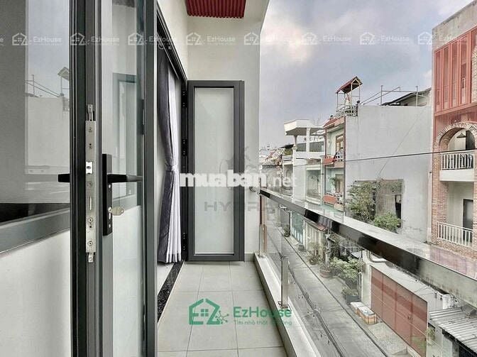 DUPLEX BAN CÔNG SAU LƯNG VHU TRUNG TÂM TÂN PHÚ