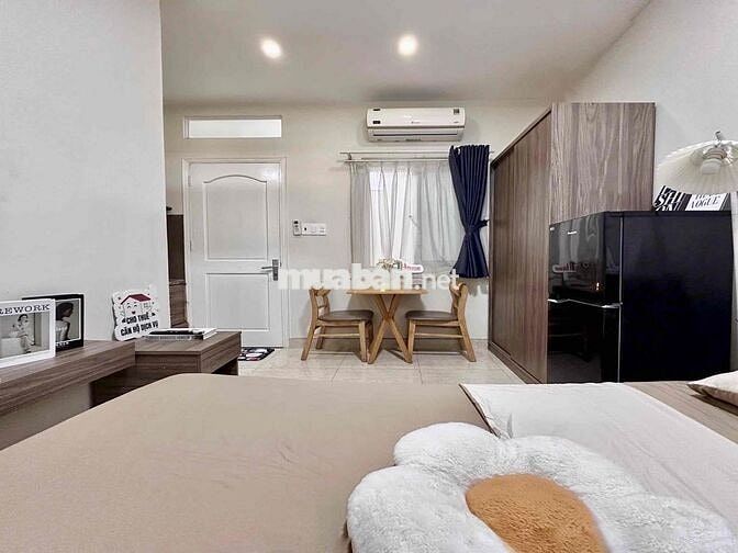 Căn hộ full nội thất cao cấp (máy hút mùi) ngay ngã tư Phú Nhuận