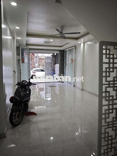 Cho thuê nhà MT Đ.Số 8/ 4x18.5m/ 4PN 3WC/KD tự do/Chính chủ