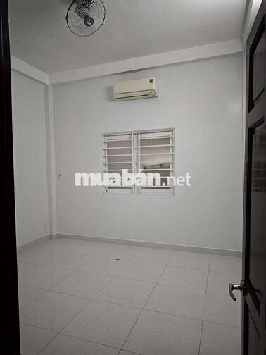 Cho thuê nhà MT Đ.Số 8/ 4x18.5m/ 4PN 3WC/KD tự do/Chính chủ