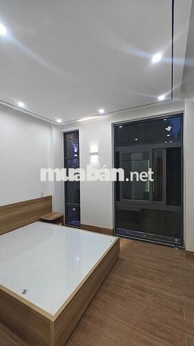 nhà Thu Bồn - thuỷ xuân . Tp Huế
