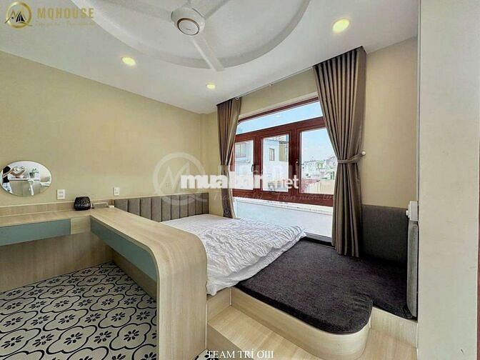 1 CHIẾC PHÒNG CỰC XINH VIEW BAN CÔNG THOÁN RA HÀNG XANH CHƯA ĐẾN 2P