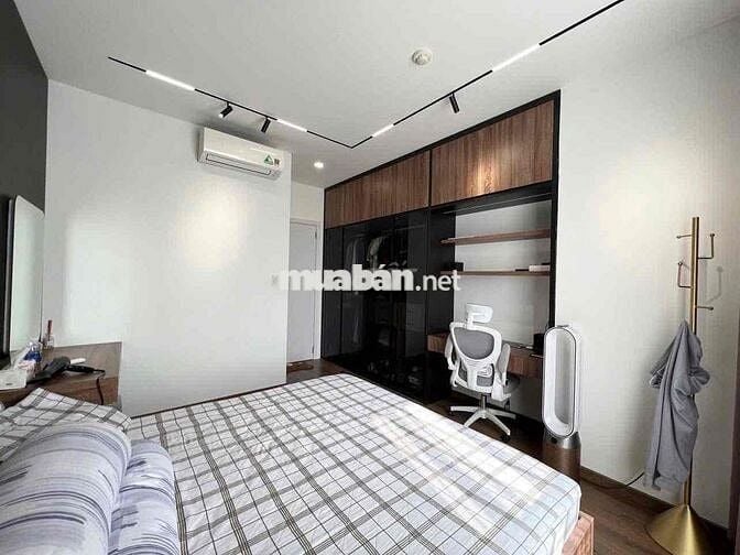 bán căn hộ chung cư Orchard Parkview 83m2. 2 phòng ngủ 2WC. p9 PNhuan