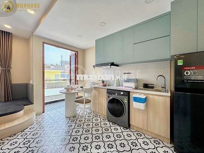 1 CHIẾC PHÒNG CỰC XINH VIEW BAN CÔNG THOÁN RA HÀNG XANH CHƯA ĐẾN 2P