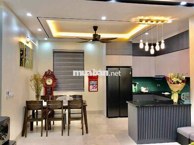 NHÀ ĐẸP THOÁNG 3 MẶT DÂN XÂY 102m*4T  NGÕ NÔNG RỘNG  CÁCH OTO 30M