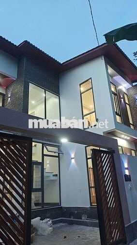 nhà Thu Bồn - thuỷ xuân . Tp Huế