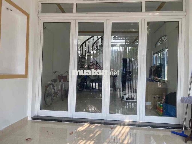 NHÀ LÔ GÓC MẶT TIỀN GẦN TKTQ KHU VIP BÌNH TÂN GIÁ CỰC TỐT