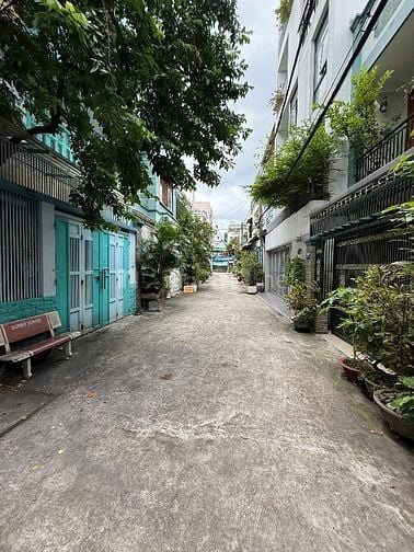 Cho THUÊ NHÀ ĐƯỜNG DƯƠNG ĐỨC HIỀN : 4 x 13 M đúc 1 LẦU CĂN Góc 