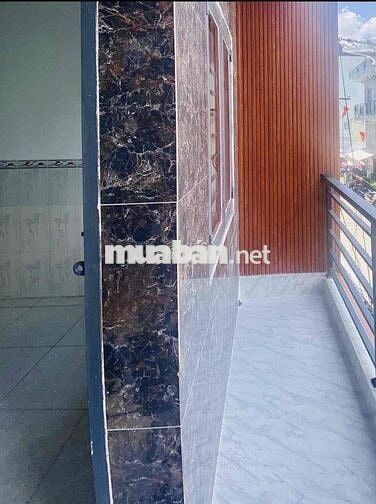 Nhà Mới Hẻm Xe Tải Đường Lạc Long Quân , Dt:4x16m