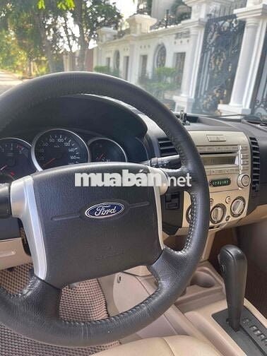 Bán xe Ford Everest 2009 AT máy dầu