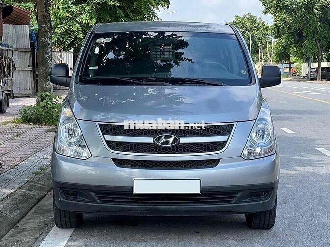 Hyundai Starex 2011 2.5D MT - 130000 km