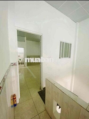 Nhà Mới Hẻm Xe Tải Đường Lạc Long Quân , Dt:4x16m