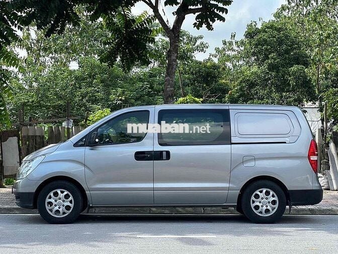 Hyundai Starex 2011 2.5D MT - 130000 km