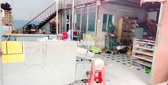 CHO  THUÊ  KHO   XƯỞNG (250m2) ĐƯỜNG LŨY BÁN BÍCH. QUẬN   TÂN  PHÚ