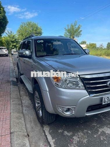 Bán xe Ford Everest 2009 AT máy dầu