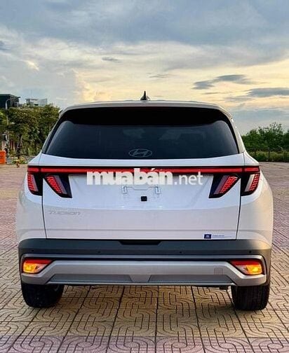 Hyundai Tucson 2025 2.0 Xăng Tiêu chuẩn - 4200 km