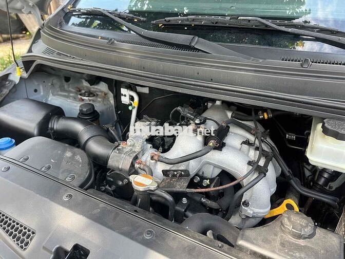 Hyundai Starex 2011 2.5D MT - 130000 km