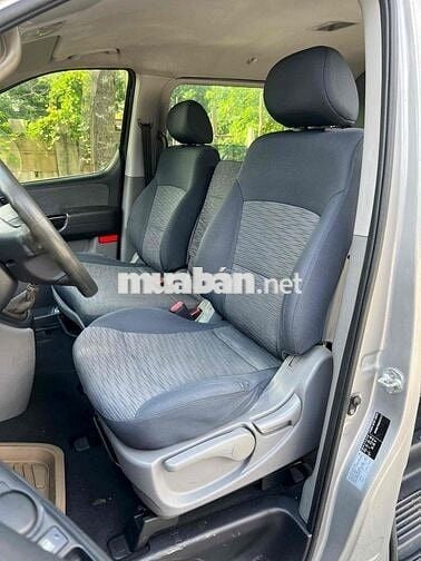 Hyundai Starex 2011 2.5D MT - 130000 km