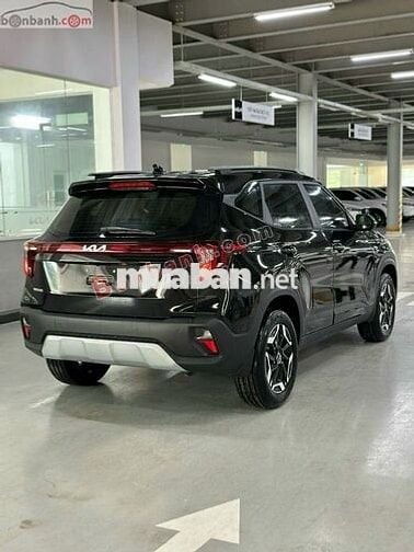 Kia Seltos Deluxe 1.5 AT 2025