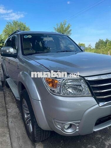 Bán xe Ford Everest 2009 AT máy dầu