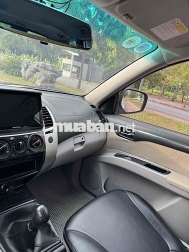 Mitsubishi Pajero Sport 2017 D 4x2 MT máy dầu