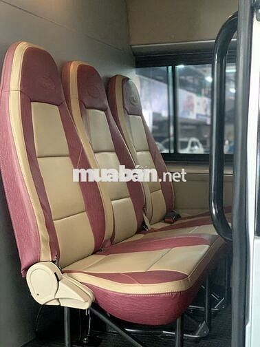 FORD TRANSIT VAN 6 CHỖ 2015