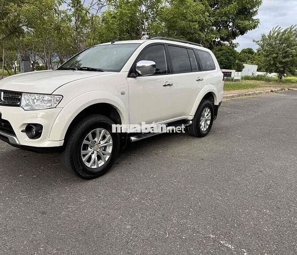 Mitsubishi Pajero Sport 2017 D 4x2 MT máy dầu