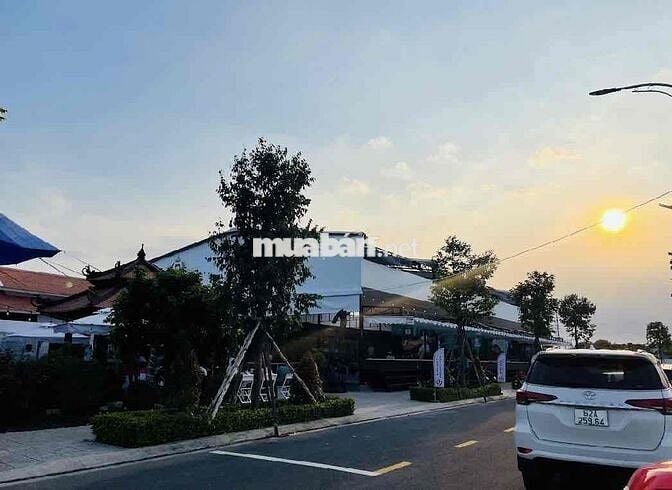 📍 Vị trí cực đẹp: gần Quận 5, Quận 6, Quận 8, Quận Bình Tân – di chuyể