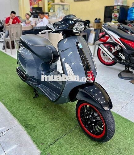 THANH LÝ VESPA SPRINT SIÊU LƯỚT XÁM ĐẶC BIỆT