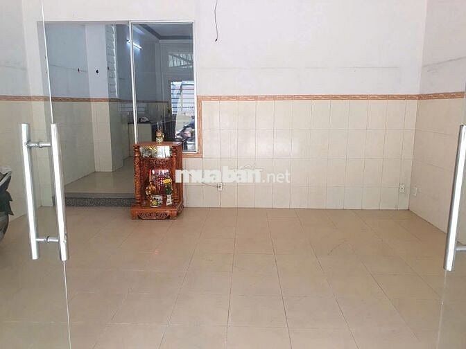Cho thuê nhà mặt tiền kinh doanh đường Bà Triệu , Thị Trấn Hóc Môn