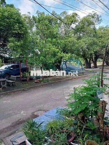 Cho thuê nhà hẻm ô tô đậu cửa Thới An q12
KDC Thới An
