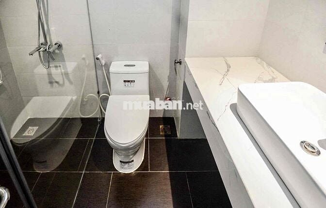 Nhượng phòng cho thuê tại Phố Võng Thị