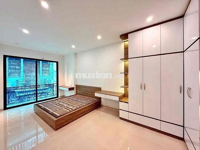 Siêu Phẩm Lai Xá - 15m Ra Mặt Đường 32 - Thang Máy - 6,x Tỷ