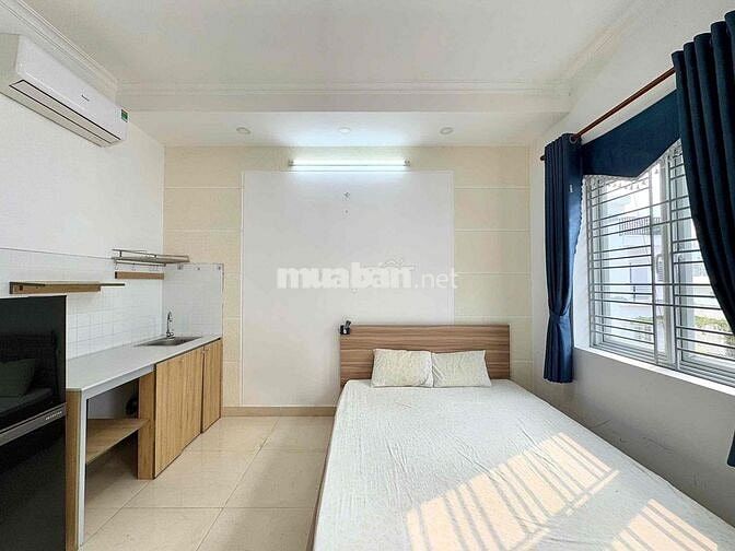 SIÊU PHÒNG TRỌ 30m2 gần ĐH VĂN LANG FULL NỘI THẤT, BAN CÔNG MỚI TINH