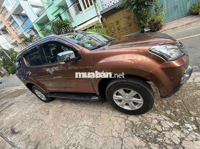 Isuzu MU-X 2016 bản 3.0 AT 107000 Km