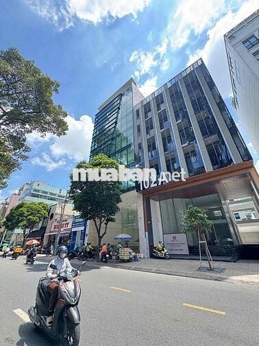 Cho thuê Toà nhà Q3, đường cao thắng 10x21m 1 hầm 6 tầng giá 450 Tr