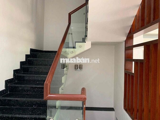 Chính chủ cho thuê nhà phố KDC Him Lam ở & Kinh doanh văn phòng rất ok