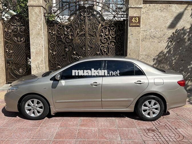 Toyota Corolla Altis 2010 1.8G MT - 168000 km