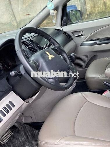 Mitsubishi Grandis 2005 – Máy số êm, xe sạch đẹp