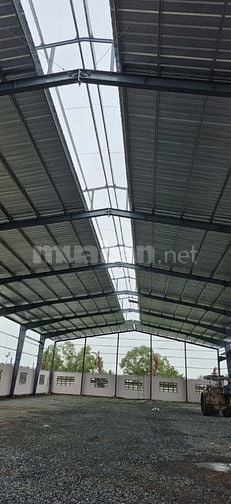 Cho thuê kho xưởng , DT: 1.680m² , Phước Lý, Cần Giuộc giáp Bình Chánh