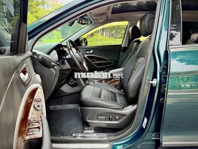Hyundai SantaFe 2.4L 4WD cao cấp 2014 7 chổ